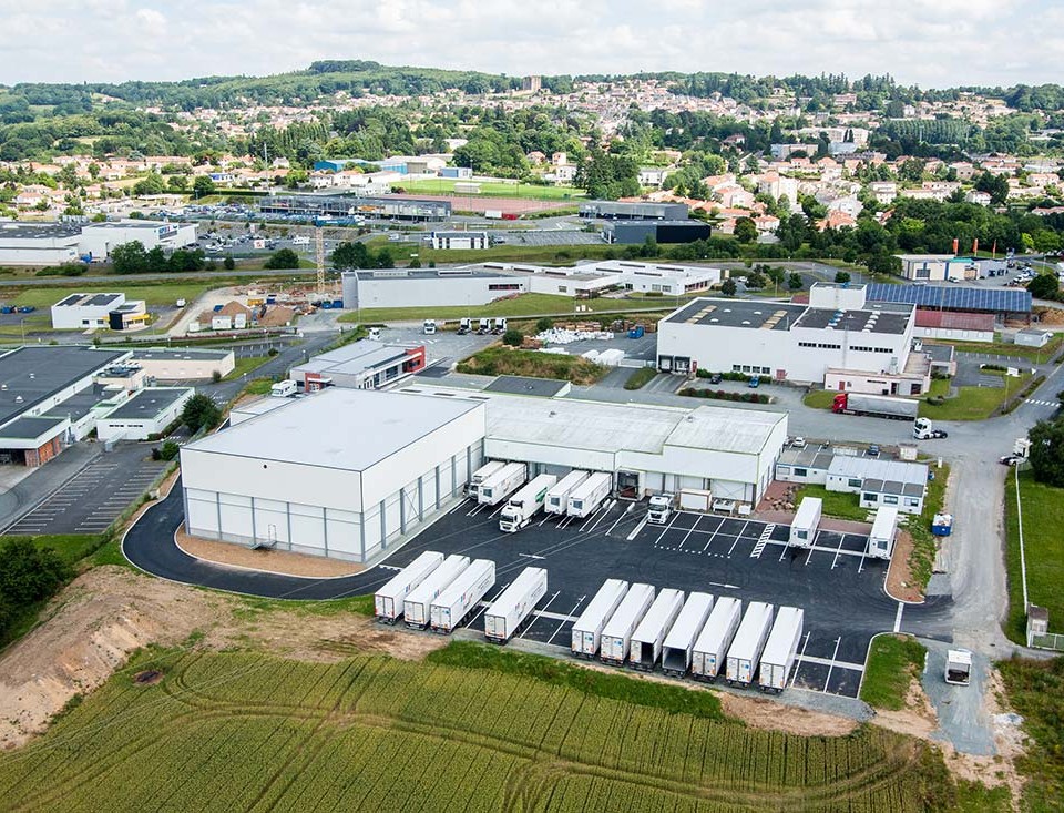 prise-de-vue-drone-pouzauges-zone-industrielle-1